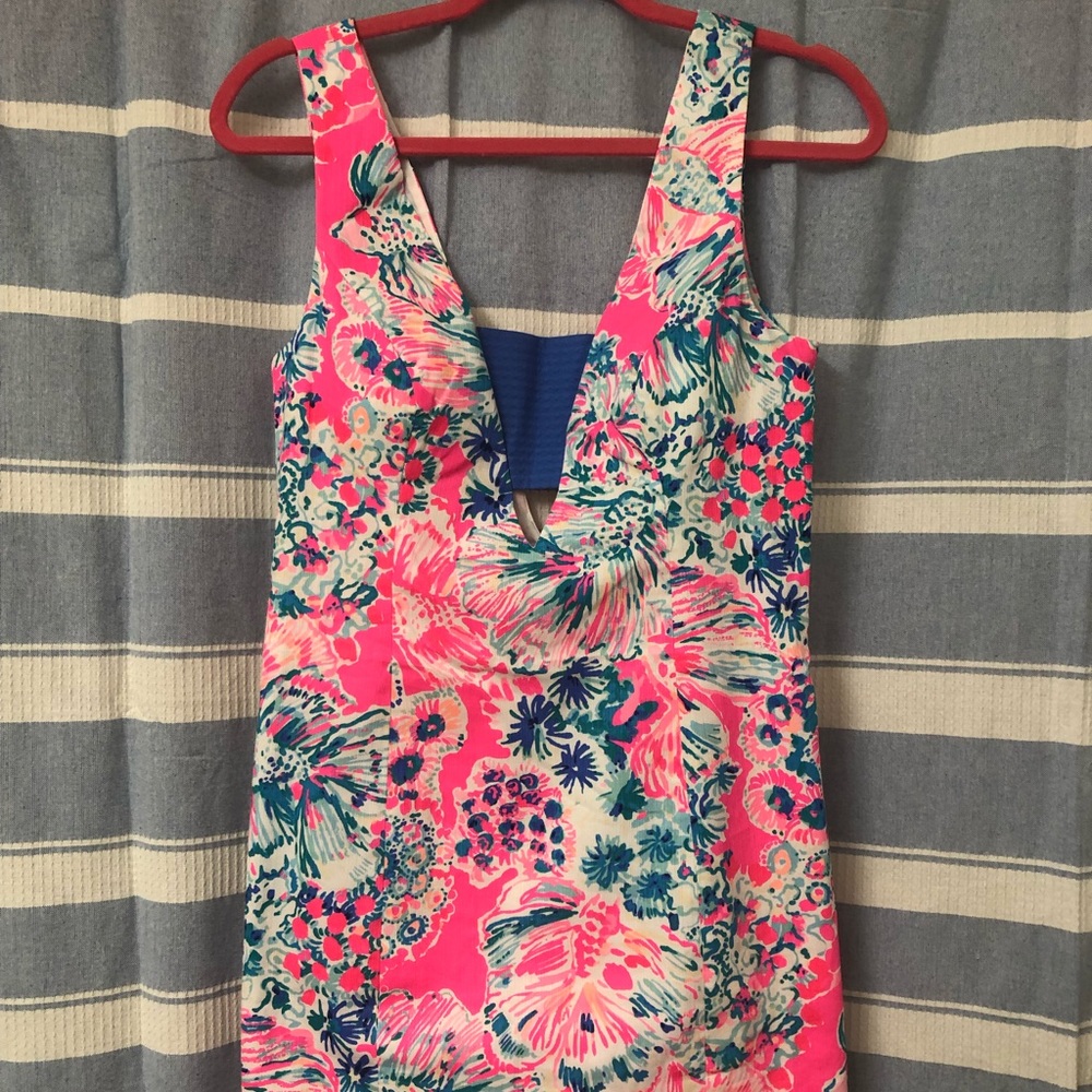 NWT Cassa Shift Size 4
